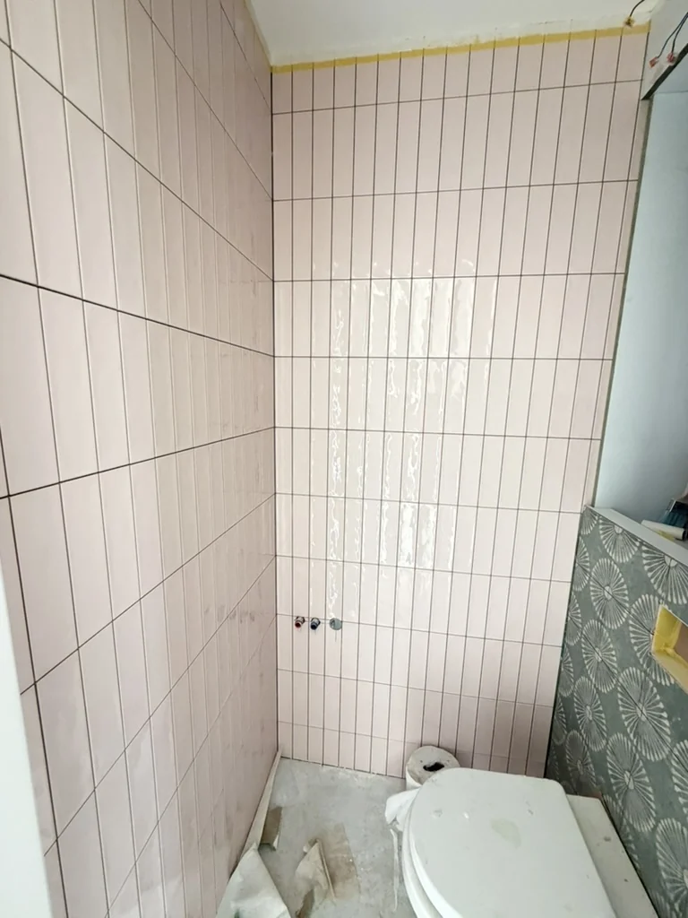 Toilet betegeld