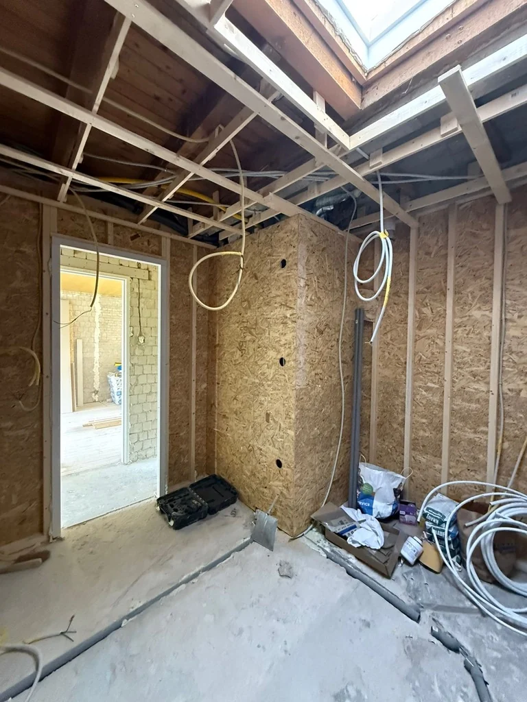 Wandopbouw en daklicht