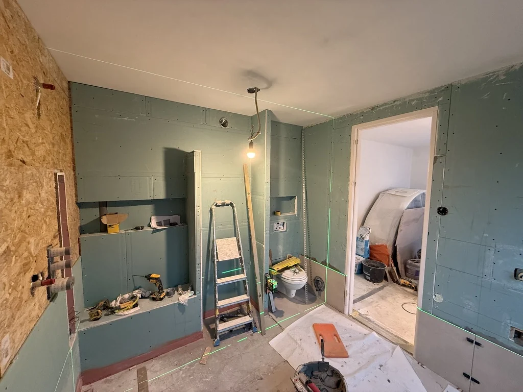 Badkamer: wandopbouw